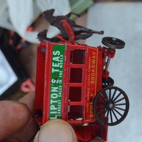 Assorted Toy Vehicle Set - Picture 5 of 7